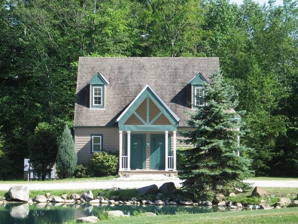 Spruce Hill Inn&Cottages Mansfield Exterior foto