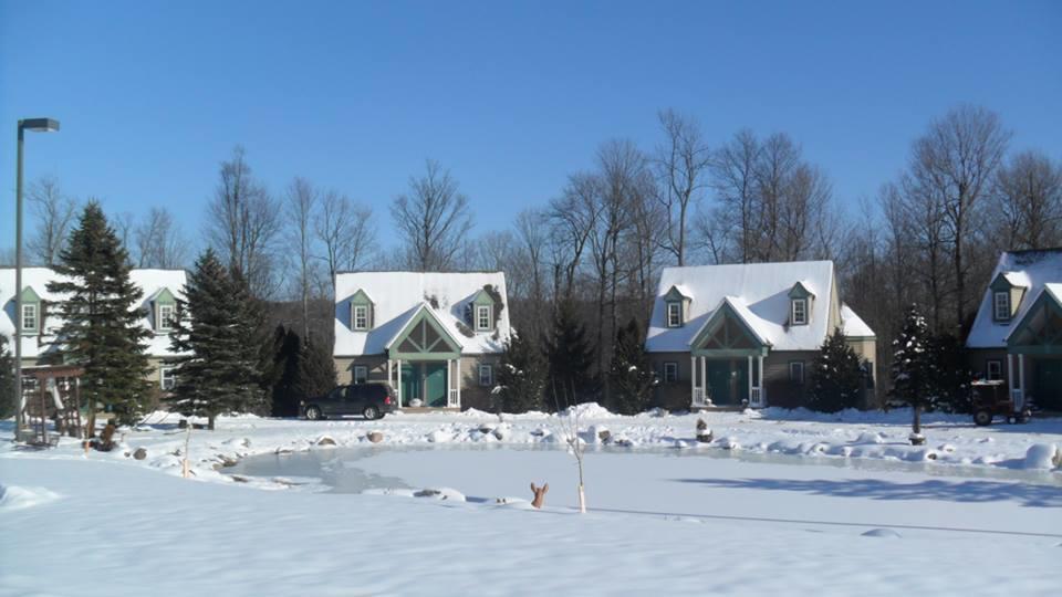 Spruce Hill Inn&Cottages Mansfield Exterior foto