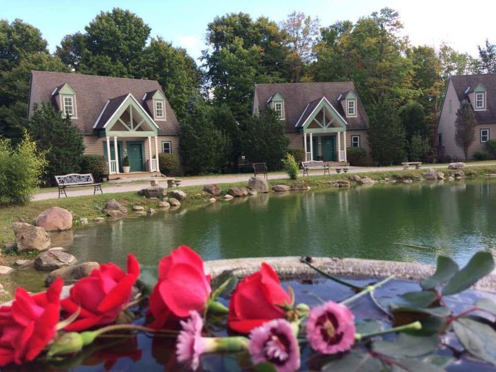 Spruce Hill Inn&Cottages Mansfield Exterior foto